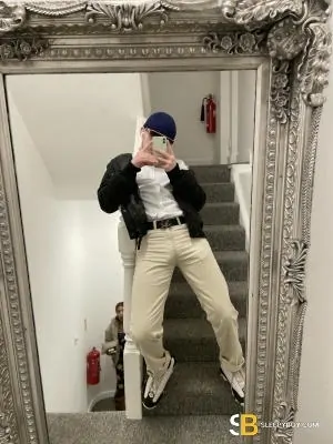 Bisexual Escort Tommy 22yr - licking