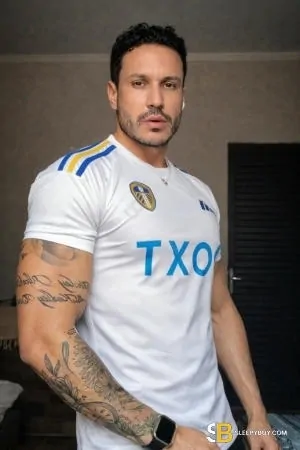 Bisexual Escort Yago Xl 26yr - double penetration
