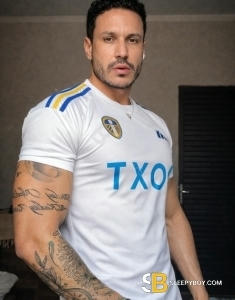 male escort Manchester Yago Xl