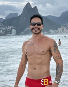 male escort Birmingham Yago Xl