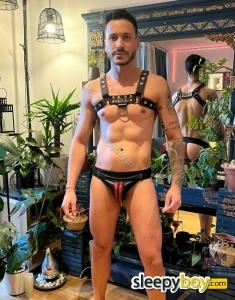 male escort Glasgow Yago Xl