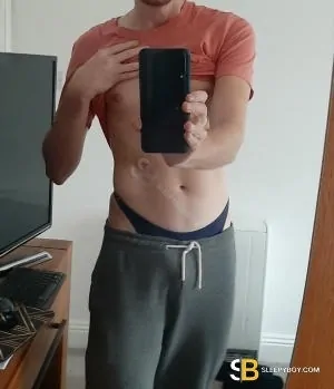 Bisexual Escort D - English - 37 36yr - masseur