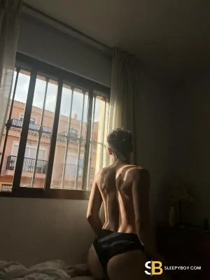 Bisexual Escort Clyde 22yr - always safe sex