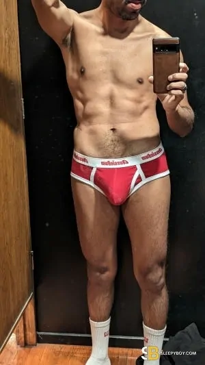 Gay Escort Gustavo 33yr - massage