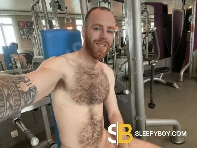 Gay Escort Ryan 30yr - blowjob