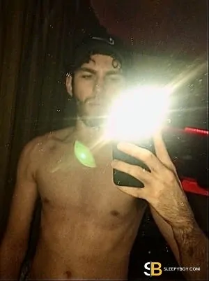Gay Escort Ryan 23yr - sportwear