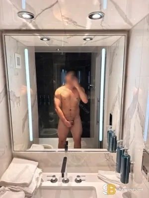 Bisexual Escort Luiz Carvalho 29yr - exhibitionist