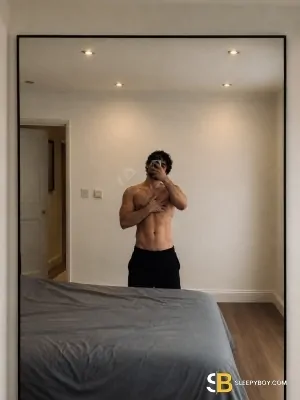 Bisexual Escort Luiz Carvalho 29yr - gangbang