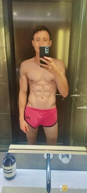 Gay Escort Daniel 29yr - licking