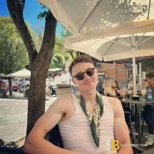 Gay Escort Daniel 29yr - sucking