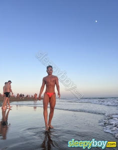 male escort London Sergio Colombian