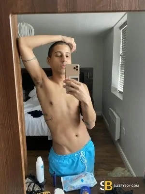 Gay Escort Pietro 23yr - licking