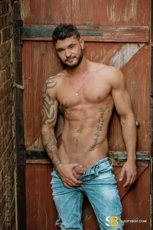 Gay Escort Jake 32yr - sucking