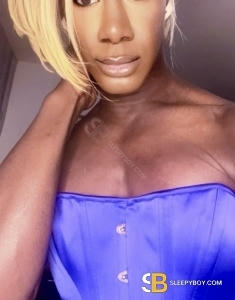 transgender (MTF) escort Manchester Alisha Sky