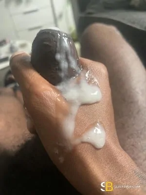 Gay Escort Dark N’ Stormy 30yr - double penetration