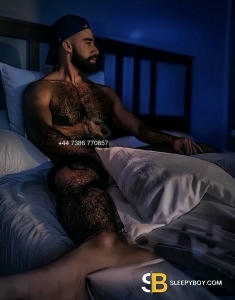 male escort London Leafar_topxl