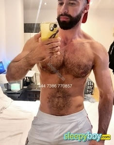 male escort London Leafar_topxl