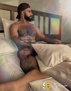 male escort London Leafar_topxl