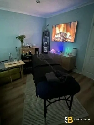 Gay Escort Paul 31yr - trios