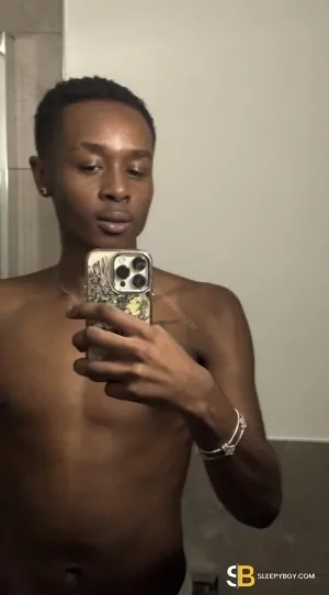 Gay Escort Angelo 22yr - blowjob