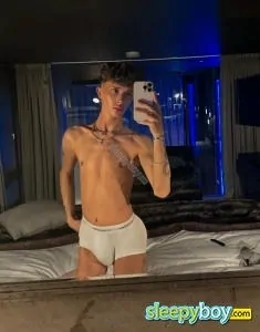 male rent boy Cardiff Bee