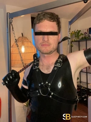 Bisexual Escort Latex Master 39yr - always safe sex