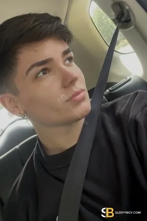 Gay Escort Elio 21yr - always safe sex