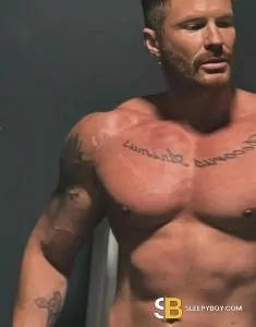 male escort Birmingham Tobias