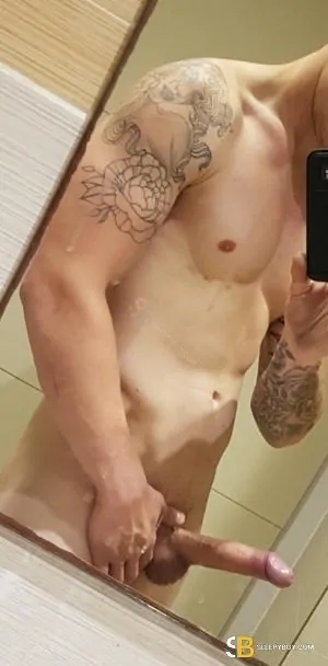 Gay Escort Jay 25yr - sucking