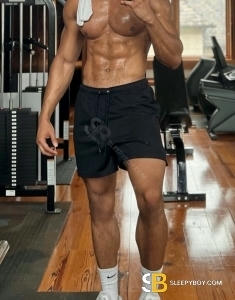 male escort London Cuban Papi