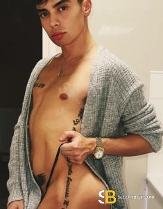 male escort Chelsea Louis