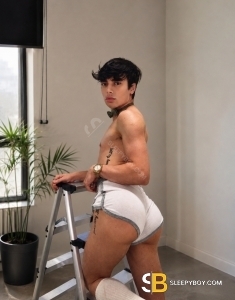 male escort Chelsea Lucas
