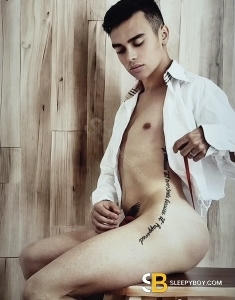 male escort Chelsea Louis