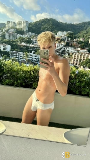 Gay Escort Billy 24yr - trios