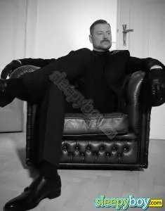 male escort Berlin Der Dominus