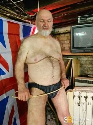 Gay Escort Richard 61yr - sucking