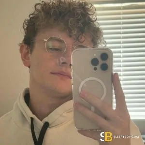 Gay Escort Dan 21yr - double penetration