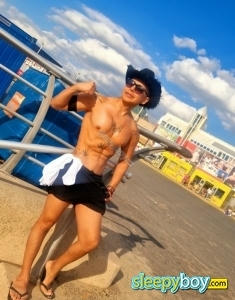 male rent boy Milton Keynes Adolfo