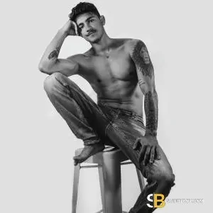Gay Escort Antonio 21yr - licking
