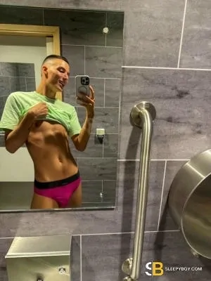 Gay Escort Mihail Twink 24yr - double penetration