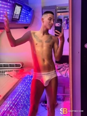 Gay Escort Mihail 24yr - double penetration