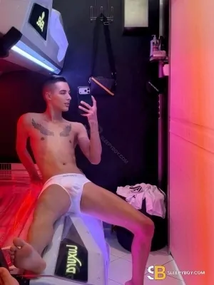 Gay Escort Mihail 24yr - double penetration