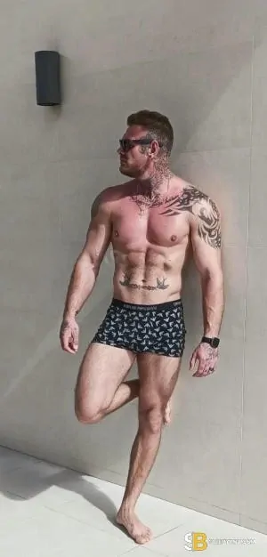 Bisexual Escort Jack 35yr - gangbang