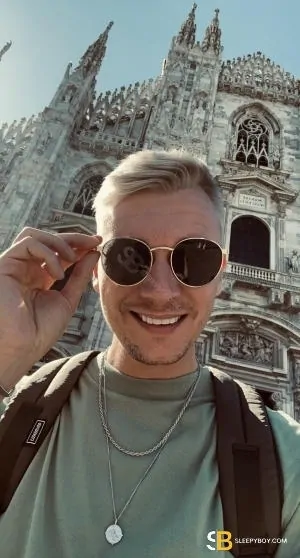 Gay Escort Craig 29yr - licking