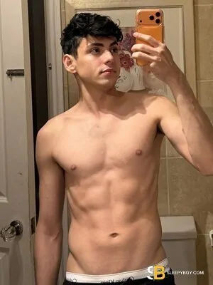 Bisexual Escort Berg_carl 23yr - licking