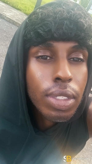 Gay Escort Abdi 23yr - trios