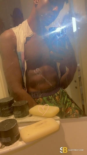 Bisexual Escort Hungbigbattygal 24yr - blowjob