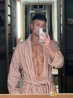 Gay Escort João 22yr - trios