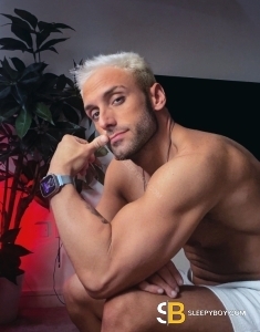 male rent boy London Lucccas