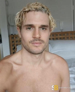 Gay Escort Toby 30yr - massage